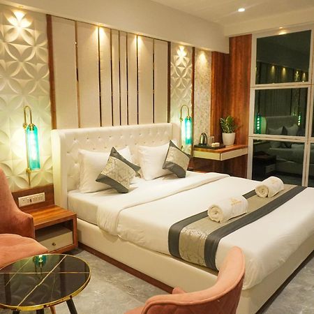 Hotel Spencer-Navi Mumbai Ngoại thất bức ảnh