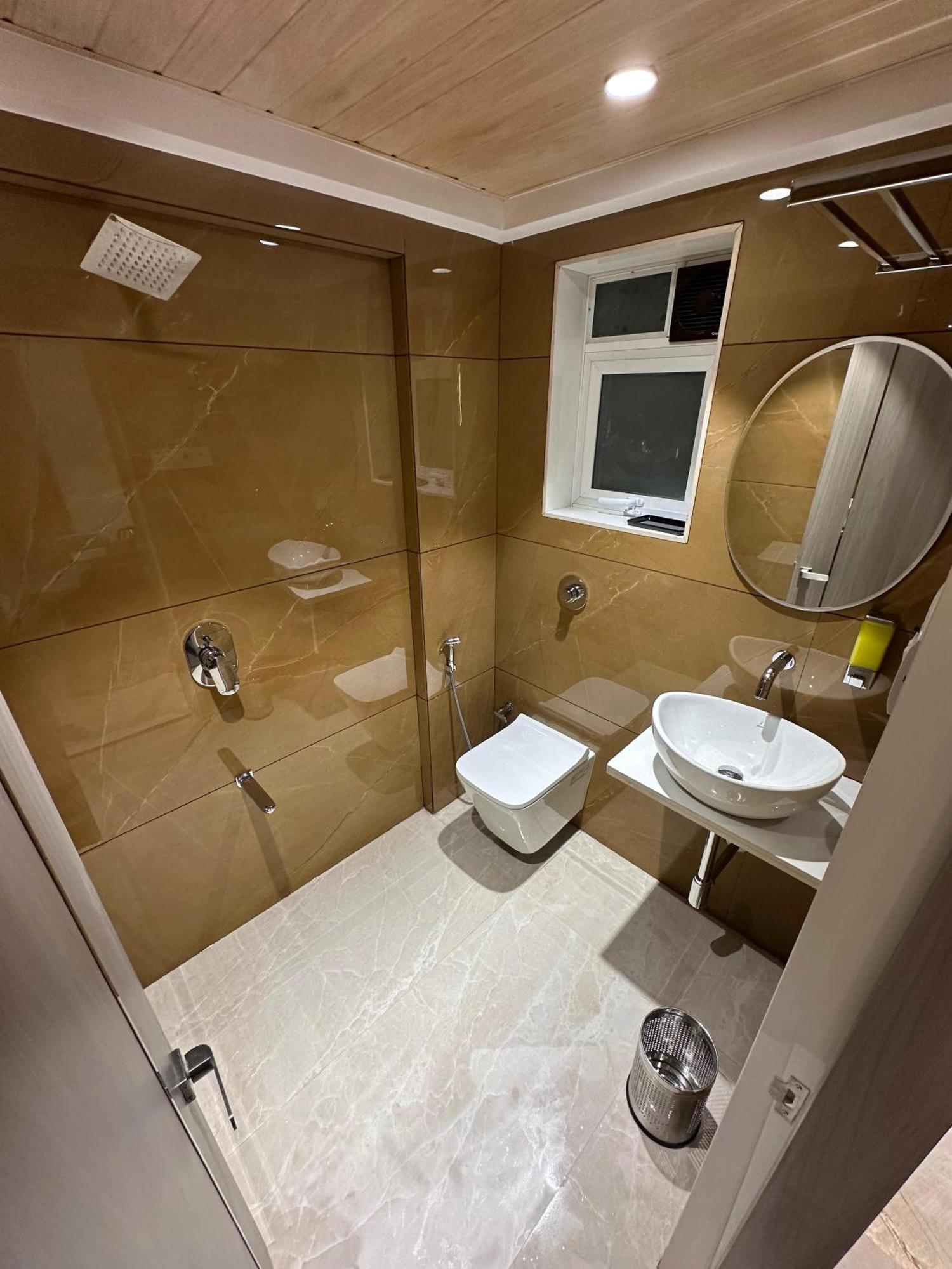 Hotel Spencer-Navi Mumbai Ngoại thất bức ảnh