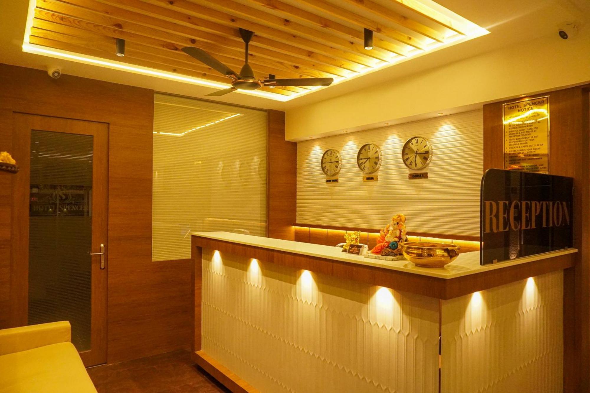 Hotel Spencer-Navi Mumbai Ngoại thất bức ảnh